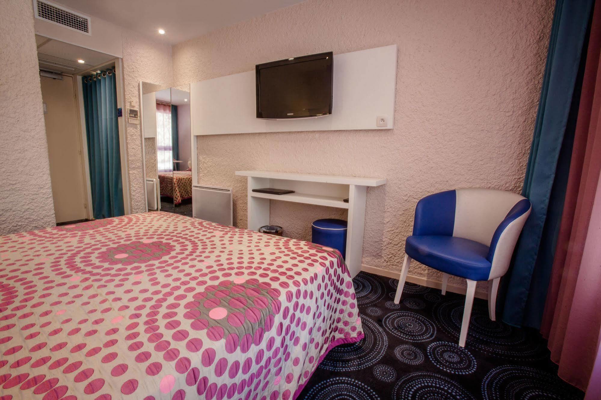 Hotel Europe Ла-Гранд-Мот Экстерьер фото